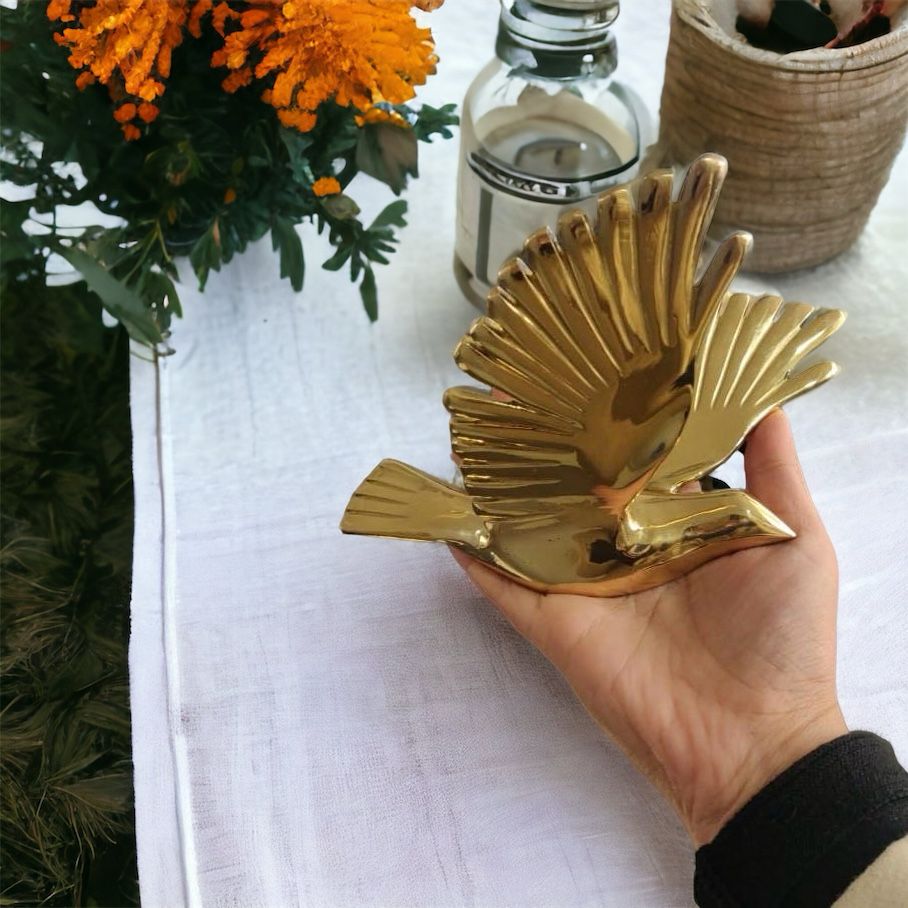 Seagulls - Flying Birds - 100% Made From Brass