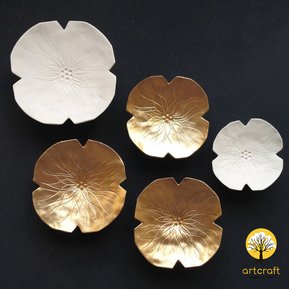 GRACE PLATES WALL DECOR - 100% MADE IN BRASS